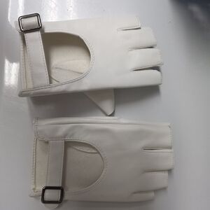 White Leather Fingerless Driving Gloves